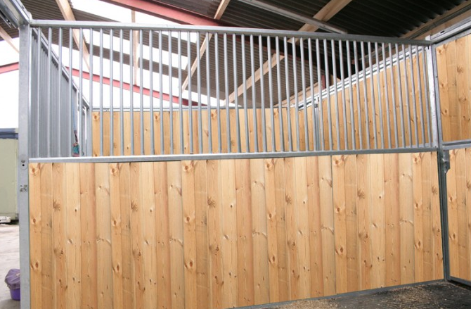 Iae Equestrian Stabling Sadler Country Life